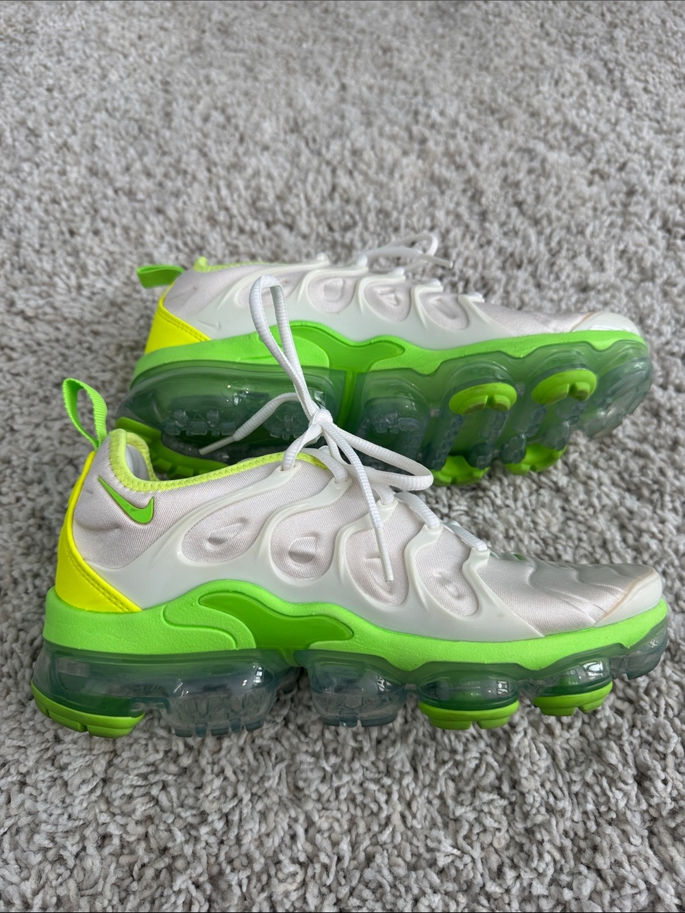 Nike Kids Vapormax Plus - White & Neon Green